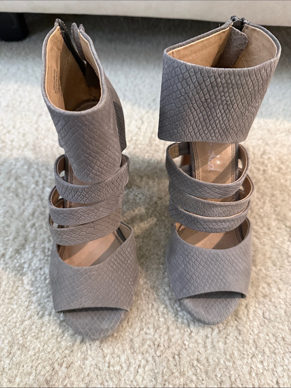 Splendid Grey Taupe Textured Strappy High Heel Sandals